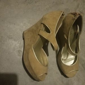 Beige open toe wedges